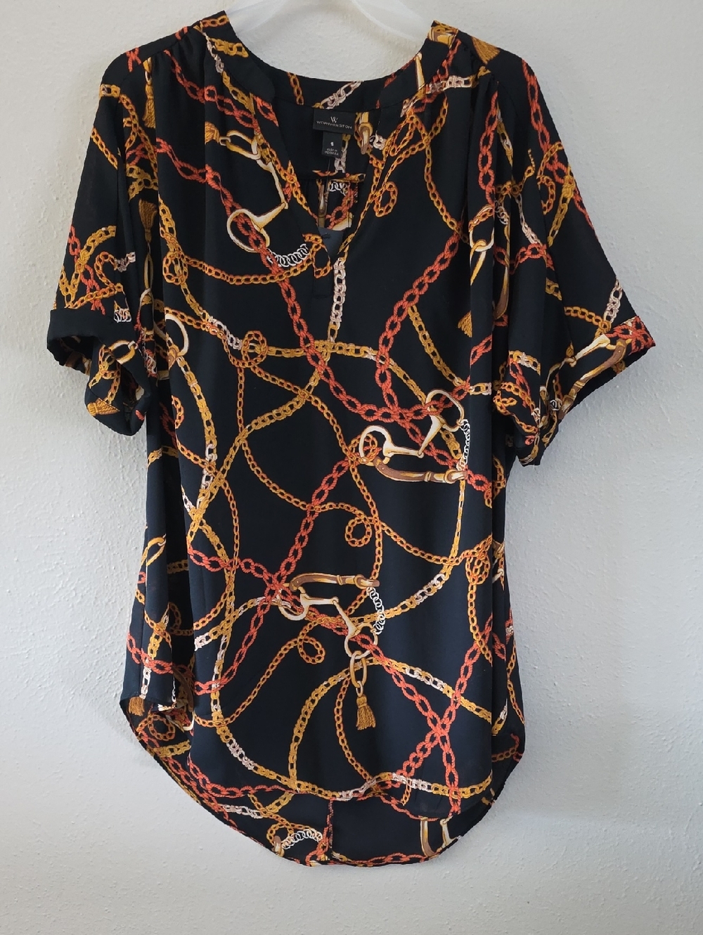 Women's Black Chain-Print Short Sleeve Blouse - Picture 2 of 5